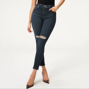 Good American Always Fits Good Legs Jeans. Fits size 6-12.